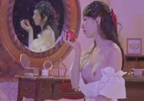 คลิปร้อนของหิมะสีขาวที่สวยงาม