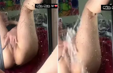 น้องสาวให้เช่าโดยแขกที่ต้องการลองความรู้สึกแปลก ๆ