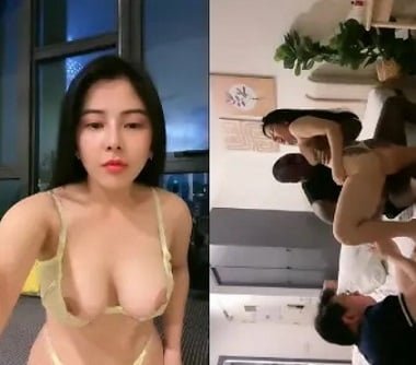 สาว ๆ ชอบเล่นกับเพื่อน