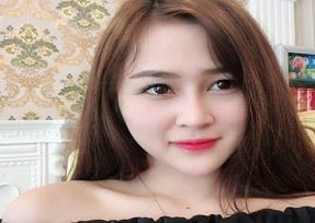 นักเรียนขี่กับแฟนของเธอในห้องอาบน้ำ