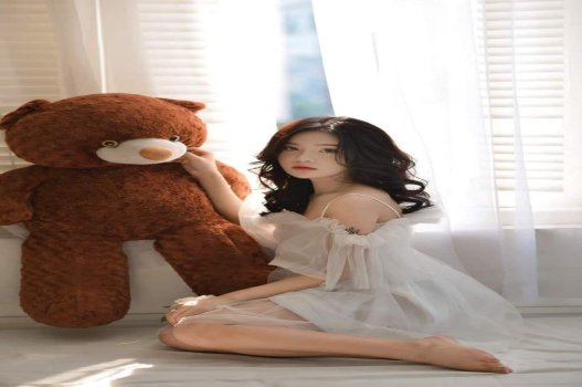 Thu Ngo ถูกท้าทายครั้งแรกกับคนรักใหม่