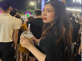 ร่างกายที่ร้อนแรงของ Thu Vu แสดงคลิปที่ละเอียดอ่อนที่น่าสนใจของเธอ