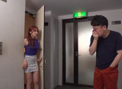 ฉันถูกค้นพบโดยเพื่อนบ้านของเธอ